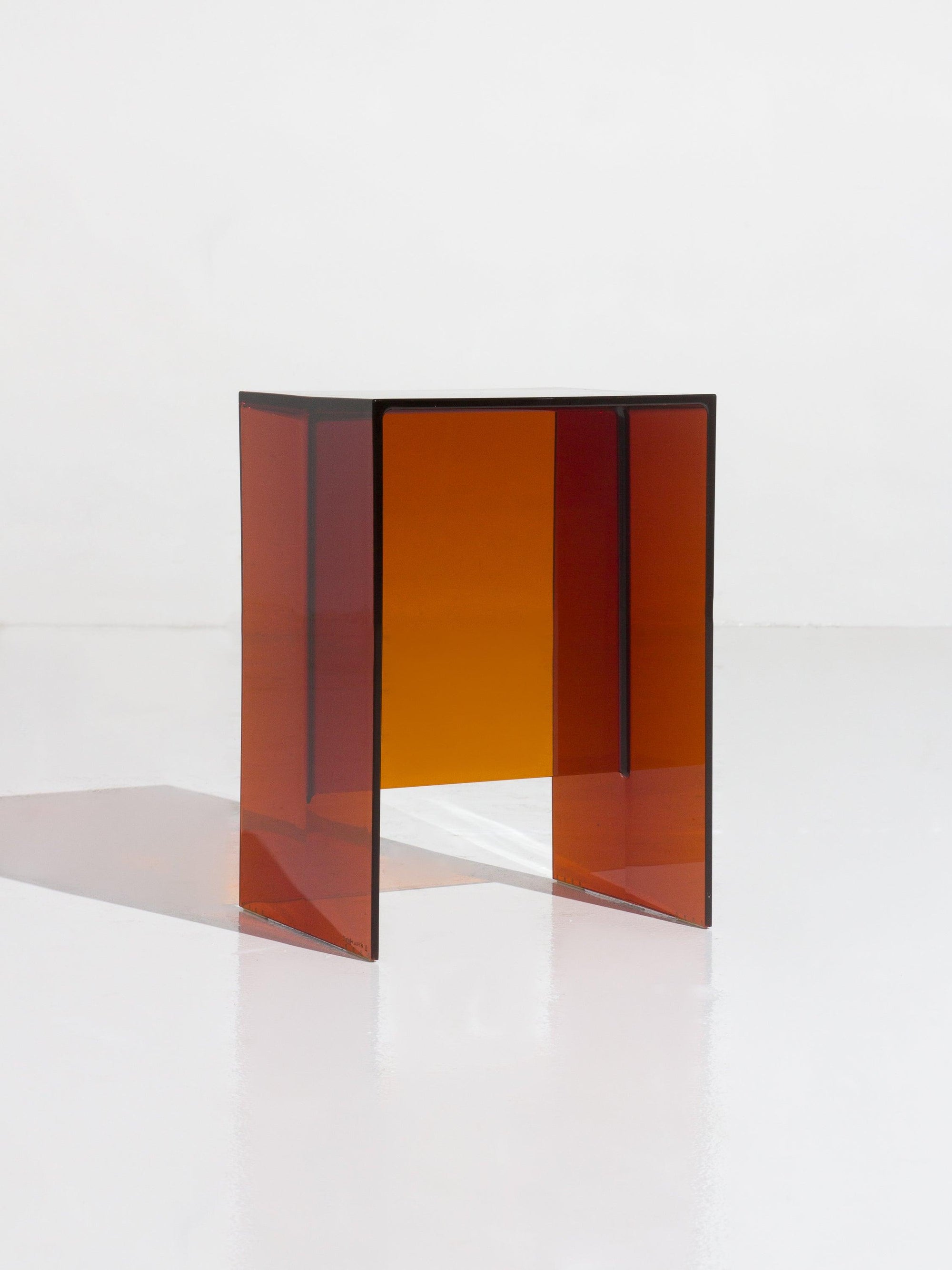 Max Beam Tables by Kartell: Rental